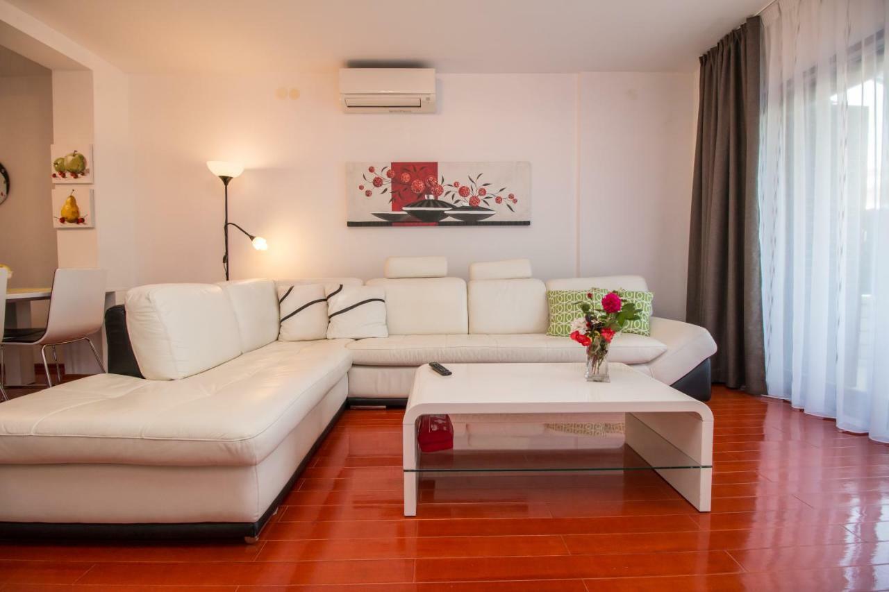 Mila Apartment *