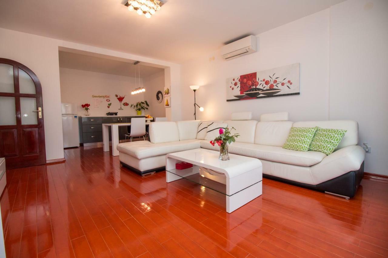Apartment Mila *
